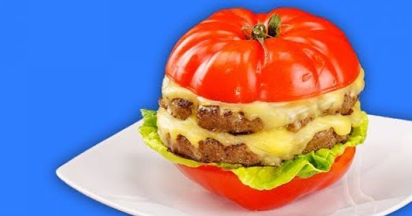 Cheeseburger en tomate: abundante, jugosa y sin pan